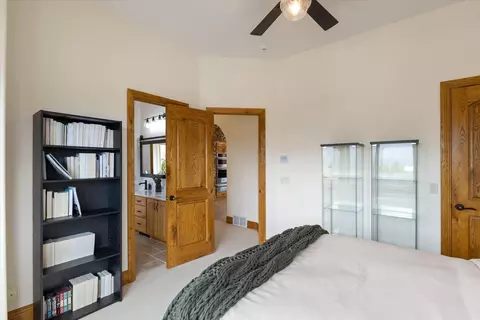 Bedroom - 963 E 800 N, New Harmony, UT 84757 photo 5 of 7