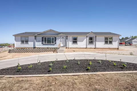 1637 E Midvalley Rd, Enoch, UT 84721 photo 1