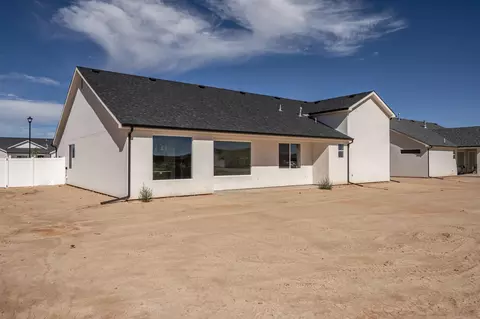 Exterior - 4992 N 75 E, Enoch, UT 84721 photo 4 of 8
