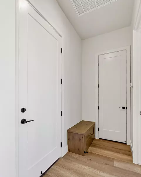 Entry Way - 4992 N 75 E, Enoch, UT 84721 photo 4 of 5