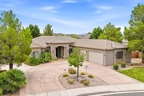 2476 E Meadow Mist Way, Saint George, UT 84790