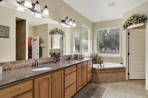 Bath - 227 E 100 S, Paragonah, UT 84760 photo 1 of 8