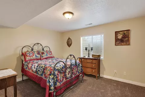 Bedroom - 227 E 100 S, Paragonah, UT 84760 photo 6 of 11