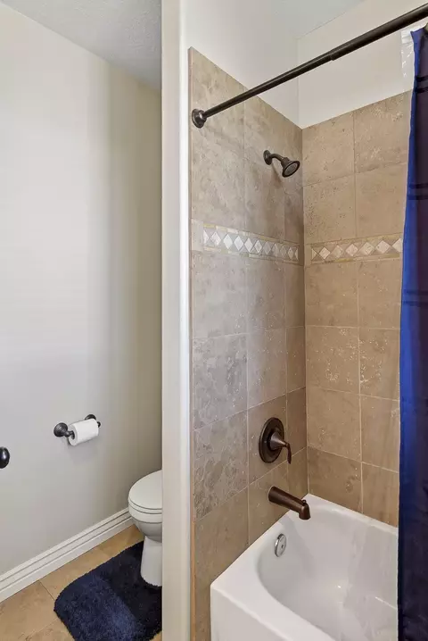 Bath - 227 E 100 S, Paragonah, UT 84760 photo 5 of 8
