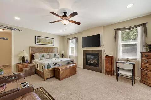 Bedroom - 227 E 100 S, Paragonah, UT 84760 photo 2 of 11