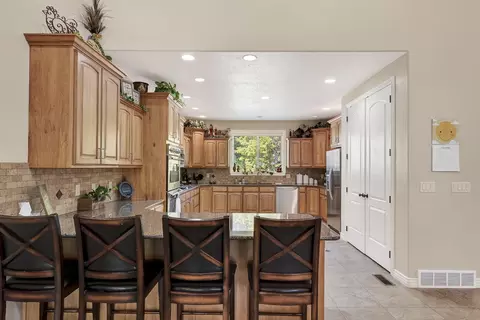 Kitchen - 227 E 100 S, Paragonah, UT 84760 photo 2 of 6