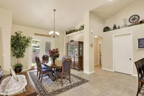 Dining - 227 E 100 S, Paragonah, UT 84760 photo 1 of 2
