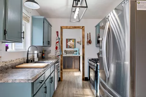 Kitchen - 464 S 150 E, Enterprise, UT 84725 photo 1 of 4