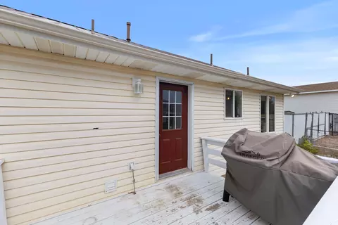 Exterior - 464 S 150 E, Enterprise, UT 84725 photo 2 of 10