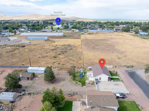 View/Area - 464 S 150 E, Enterprise, UT 84725 photo 2 of 5