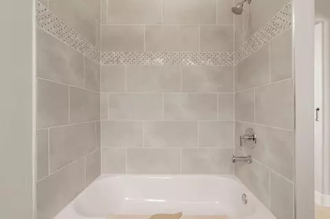 Bath - 442 E Pine View Dr, Central, UT 84722 photo 2 of 5