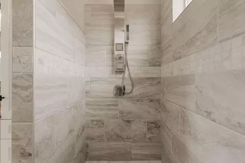 Bath - 442 E Pine View Dr, Central, UT 84722 photo 4 of 5