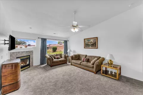 Living - 436 E Dominguez Dr, Ivins, UT 84738 photo 2 of 2