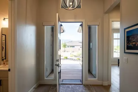Entry Way - 16 N Tabletop St, Washington, UT 84780 photo 2 of 3