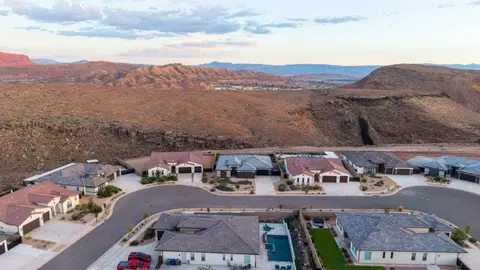 View/Area - 16 N Tabletop St, Washington, UT 84780 photo 7 of 10