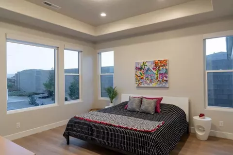 Bedroom - 16 N Tabletop St, Washington, UT 84780 photo 4 of 4