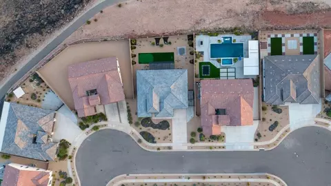 View/Area - 16 N Tabletop St, Washington, UT 84780 photo 6 of 10