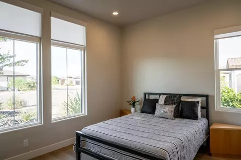 Bedroom - 16 N Tabletop St, Washington, UT 84780 photo 3 of 4