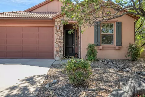 Exterior - 562 N West Ledge Pkwy E, Washington, UT 84780 photo 5 of 19