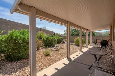 Exterior - 562 N West Ledge Pkwy E, Washington, UT 84780 photo 9 of 19