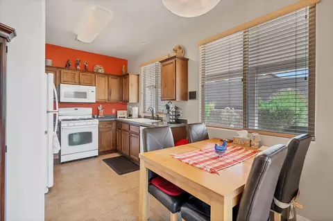 Kitchen - 562 N West Ledge Pkwy E, Washington, UT 84780 photo 1 of 4
