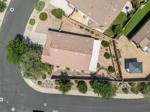 View/Area - 562 N West Ledge Pkwy E, Washington, UT 84780 photo 1 of 6