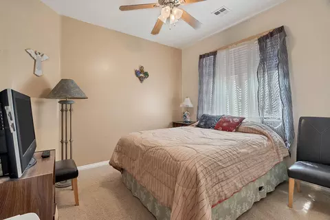 Bedroom - 562 N West Ledge Pkwy E, Washington, UT 84780 photo 2 of 8