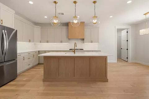 Kitchen - 115 E Antone Way, Washington, UT 84780 photo 2 of 5