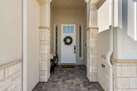 Entry Way - 2952 E Yavin Way, Saint George, UT 84790 photo 1 of 3
