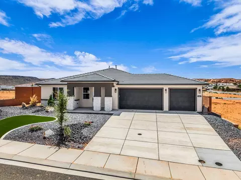 3835 W 2570 Cir S, Hurricane, UT 84737