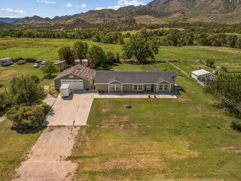 50 E 100 S, New Harmony, UT 84757 photo 12
