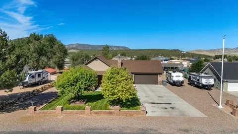 View/Area - 522 S 200 East St, Enterprise, UT 84725 photo 2 of 8