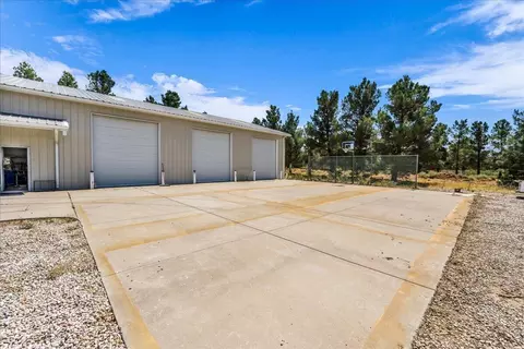 Exterior - 580 S Stagecoach Dr, Brookside, UT 84782 photo 15 of 17