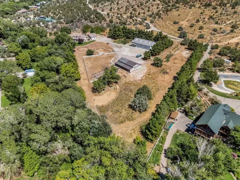 View/Area - 580 S Stagecoach Dr, Brookside, UT 84782 photo 2 of 5