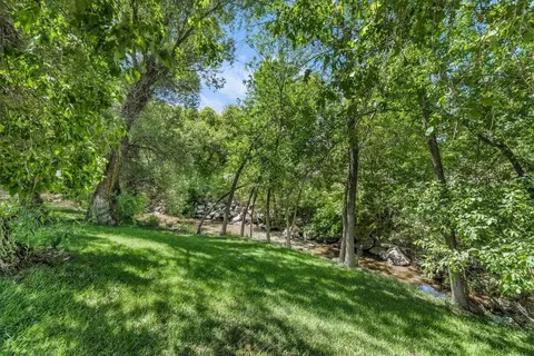 Exterior - 580 S Stagecoach Dr, Brookside, UT 84782 photo 7 of 17