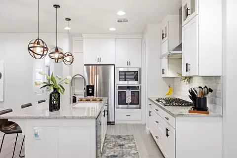 Kitchen - 3174 E Sugar Maple Dr, Saint George, UT 84790 photo 3 of 3