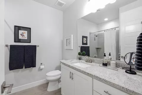 Bath - 3174 E Sugar Maple Dr, Saint George, UT 84790 photo 7 of 7