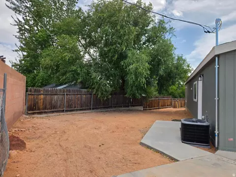 Exterior - 355 Pectol St, Washington, UT 84780 photo 1 of 2