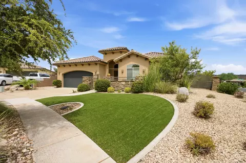 628 N Sugar Plumb Ln, Washington, UT 84780
