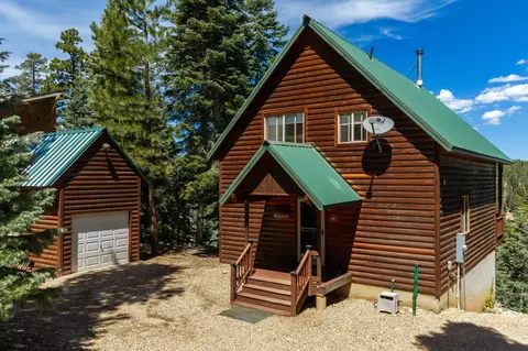 1725 E Bear Country Rd, Duck Creek Village, UT 84762