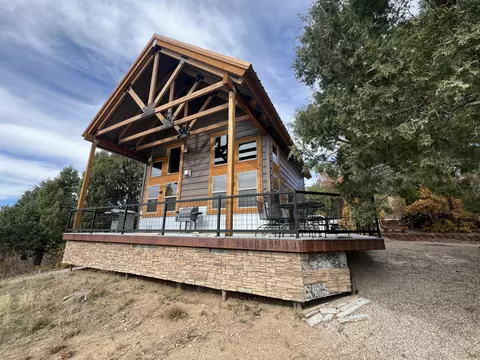 Exterior - 2450 E Oak Tree Dr, Virgin, UT 84779 photo 1 of 3