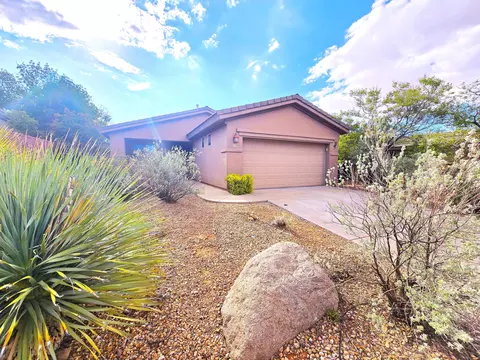 2158 N Silverstone Way, Washington, UT 84780