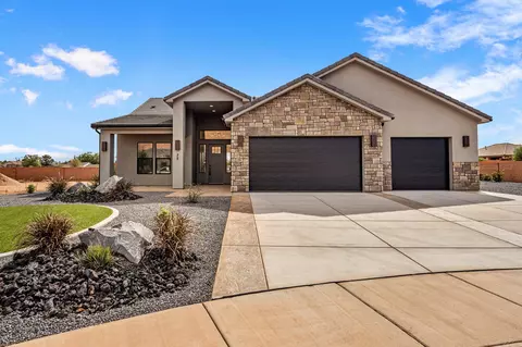 75 W Serenity Cir, Ivins, UT 84738