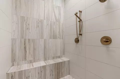 Bath - 2579 E Cobalt Dr, Saint George, UT 84790 photo 3 of 8