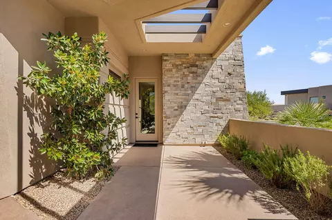 Exterior - 2579 E Cobalt Dr, Saint George, UT 84790 photo 7 of 14