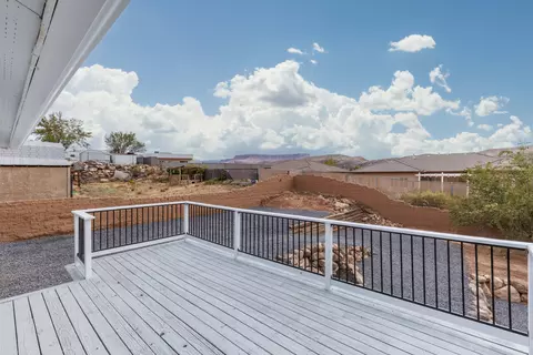 Exterior - 930 N 260 E, Hurricane, UT 84737 photo 9 of 10