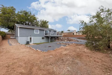 Exterior - 930 N 260 E, Hurricane, UT 84737 photo 5 of 10