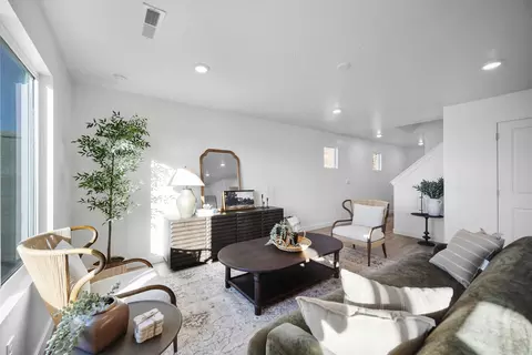 Living - 2199 S Wolverine Way #2456, Washington, UT 84780 photo 2 of 3