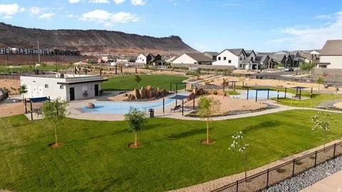 View/Area - 2199 S Wolverine Way #2456, Washington, UT 84780 photo 6 of 8
