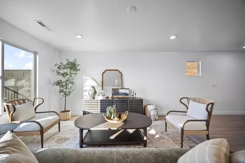Living - 2199 S Wolverine Way #2456, Washington, UT 84780 photo 3 of 3